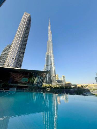 60th High Floor - full World islands, Downtown and Ocean View - high quality Design and Furniture - 2 Bedroom