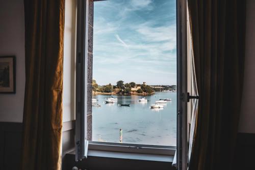 Gîte de luxe familial vue mer - côte d'Emeraude