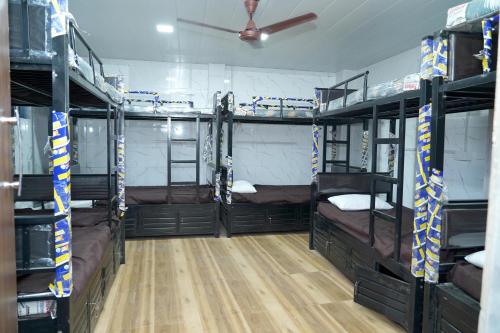Gallery image of Royal Dormitory in Thane