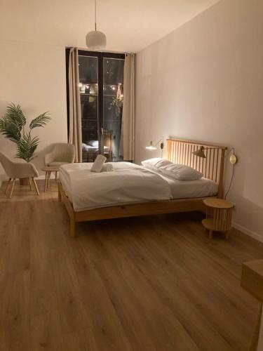 Una cama o camas en una habitación de Minimal Hostel Kreuzberg