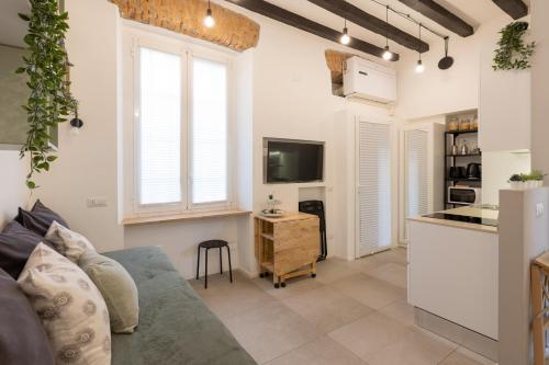 Bricks & Beams Studio in the key area of Milan