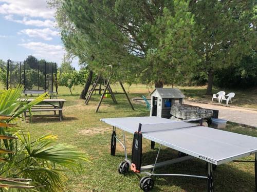 Zahrada ubytování Gîte Le Bon Sens - Domaine la Rose des vents