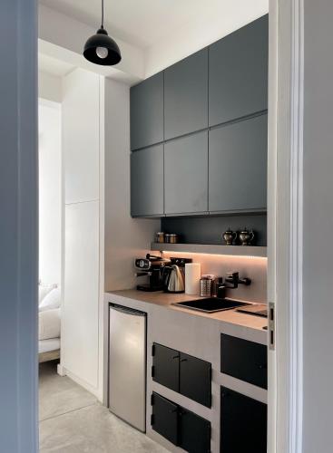Susanna Apartments - Your Oasis in Athens Ano Petralona