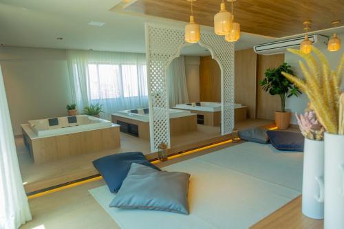Katil atau katil-katil dalam bilik di Beautiful Studio Apartment with City & Beach View