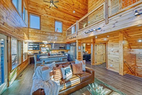 Million Dollar Views with Hot Tub and Pool Near Dollywood photo 30