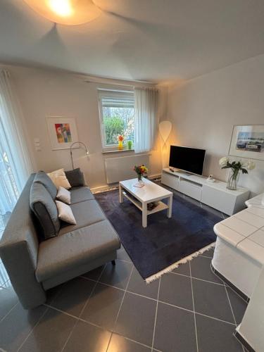 Galeriebild der Unterkunft Charmante Ferienwohnung für 2-3 Gäste Würzburg Höchberg in Höchberg