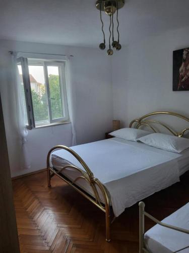Seaside holiday house Mirca, Brac - 24033