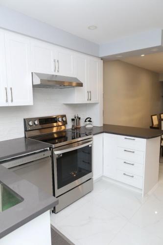 Dapur atau dapur kecil di Appartement 3 chambres avec SOUS-SOL