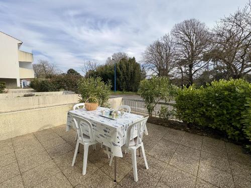 Appartement cosy à 220m de la plage avec terrasse privée, proche centre et forêt - St Jean de Monts - FR-1-323-463