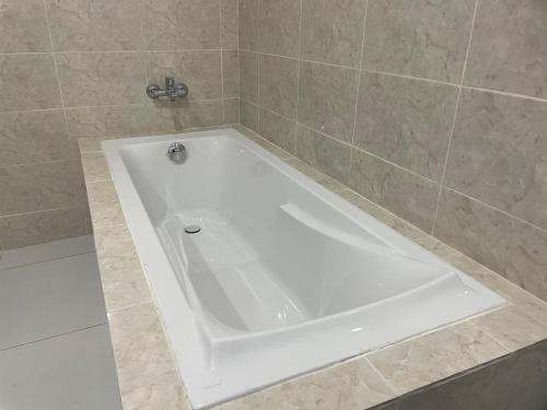 Madigane Residence Assinieにあるバスルーム