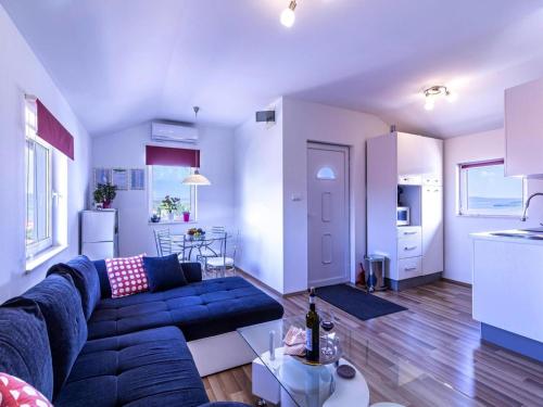 Apartment Alan in Sibenik-Bilice with a sea view