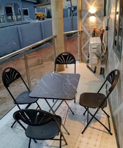 Χώρος καθιστικού στο Lapaz Comfort Suites