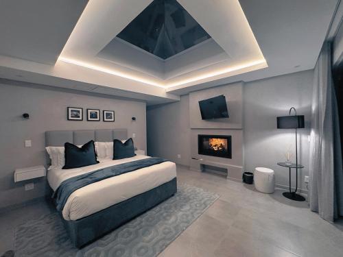 Katil atau katil-katil dalam bilik di Luxury Surfer's Corner Suite with Ocean Views