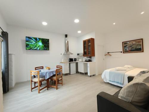 Kuchyň nebo kuchyňský kout v ubytování Nuevo! Apartamento Onak 1 BAT