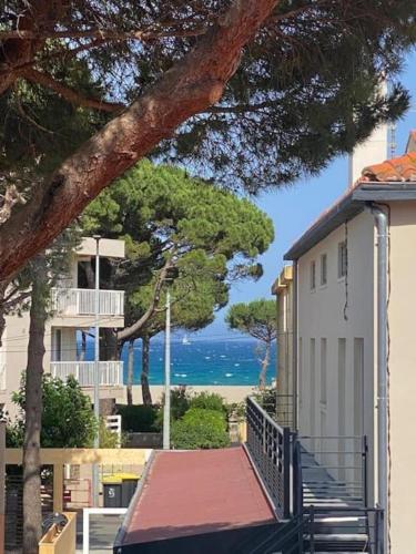 EDEN CATALAN 5 personnes meublé tourisme \