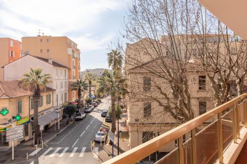LE SYLVAPLANA JUAN LES PINS Terrasse 30m2
