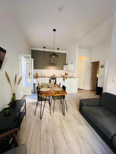 Charmante 3 Zimmer, Stadtwohnung