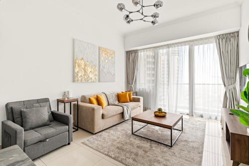 Elegant 1BR in Ocean Heights