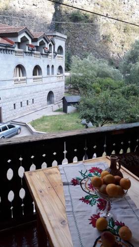 Comida en el departamento o alrededores