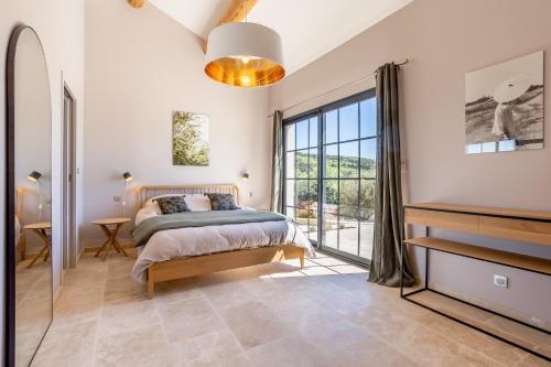 Photo de la galerie de l'établissement Le Panorama, à Roussas