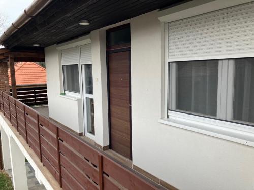 Balkón nebo terasa v ubytování DIÓ Vendégház