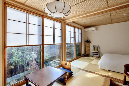 Kamogawa House