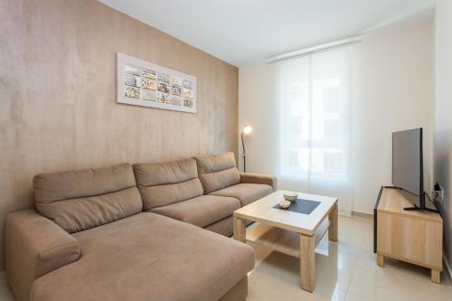 Apartment Pula - Central, 2-Bedroom, Walk to Arena, Free Parking