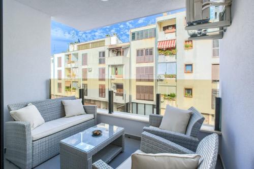 Apartment Pula - Central, 2-Bedroom, Walk to Arena, Free Parking