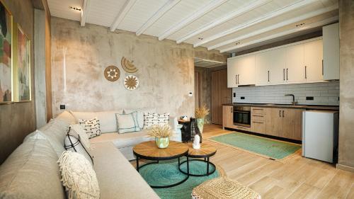 Philia Luxury Living