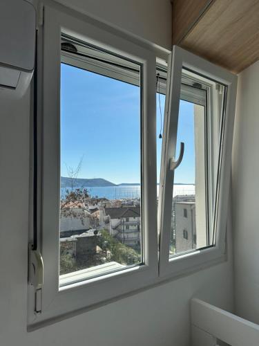 Gallery image of Sea view studios in Herceg-Novi