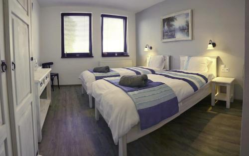 Ένα ή περισσότερα κρεβάτια σε δωμάτιο στο Kipi Casa double room with bathroom