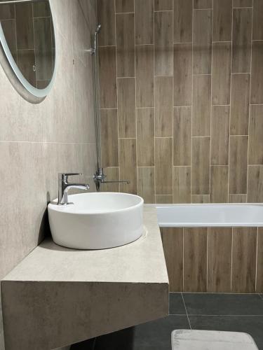 Ένα μπάνιο στο Komfort city apartments
