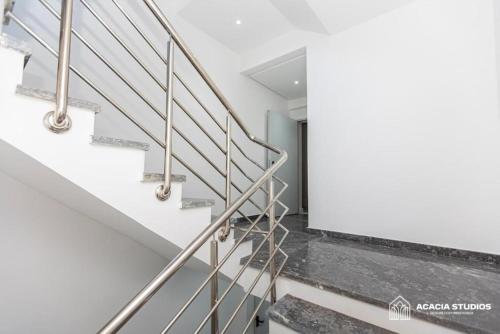 Ένα μπάνιο στο Acacia Studio 10