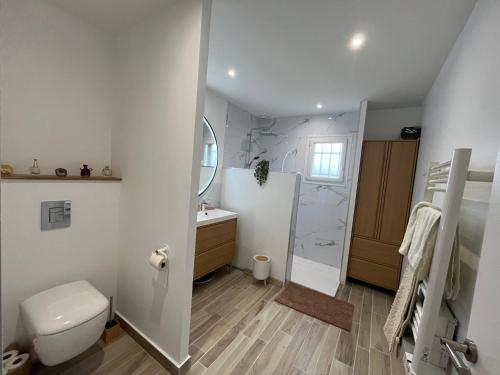 Ένα μπάνιο στο 1 Chambre chez lulu
