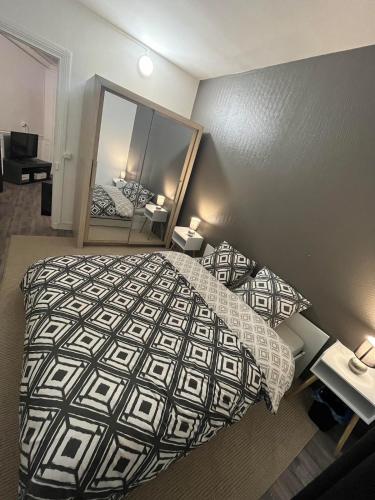 COZY apartment close to Paris