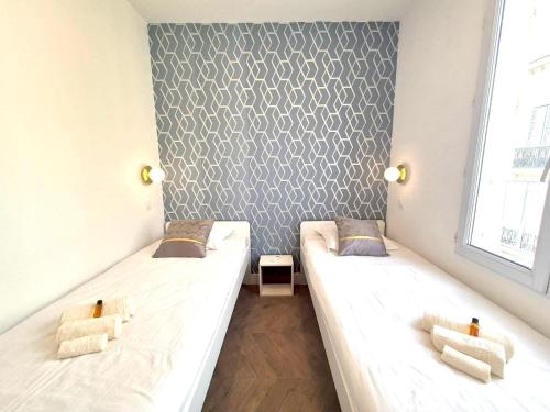 Luxury 3 bed 2 bath flat Cannes Croisette photo 14