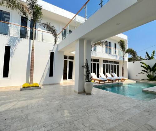 Gallery image of Lux Villa Tumbak Bayuh in Tumbak Bayuh