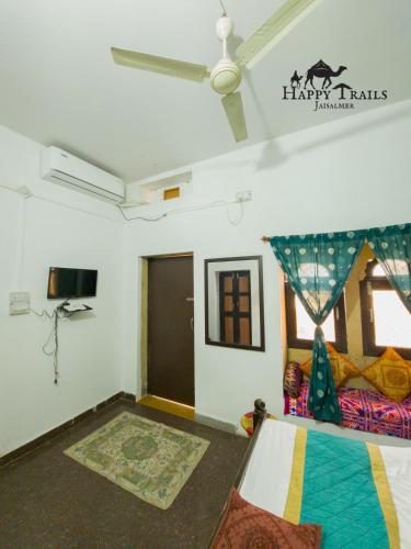 Cama o camas de una habitación en Happy Trails Jaisalmer