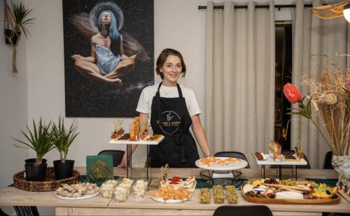 Makanan di atau berdekatan rumah percutian