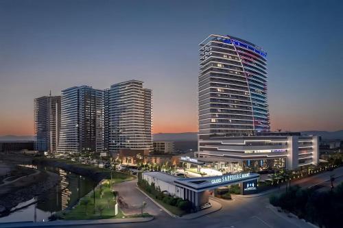 Luxury Apartments with Sea View and Mountain View in Grand Sapphire Resort