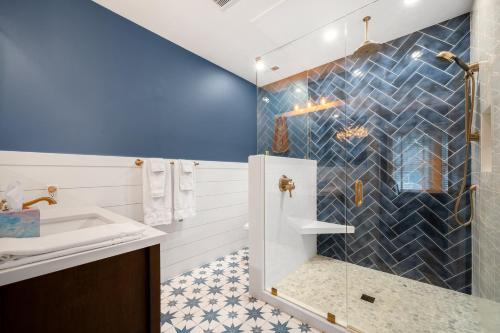 Un baño de The Inn at Union Pier