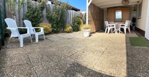 Afbeelding uit fotogalerij van Chalet Goodmorning in Dirkshorn