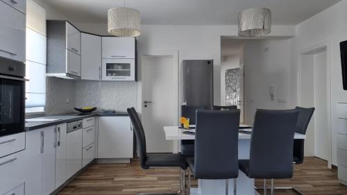 Dreams Apartment