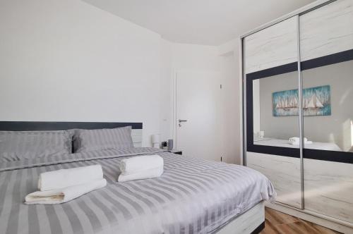Dreams Apartment
