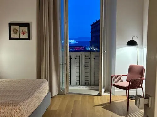 IL MASTIO Panoramic GUESTHOUSE - Vista Mare Napoli Centro photo 117