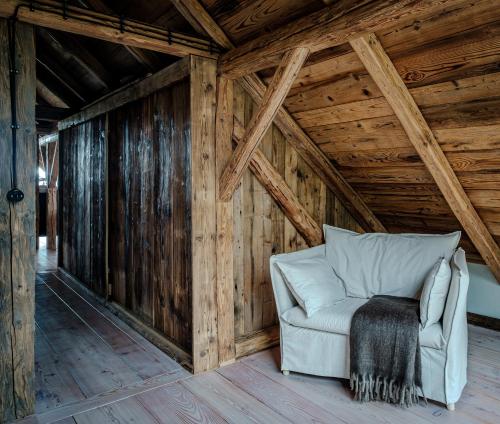 Zona de estar de Chata Pytlorka Beskydy offgrid wellness