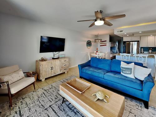Μια τηλεόραση ή/και κέντρο ψυχαγωγίας στο Surf Condos 618