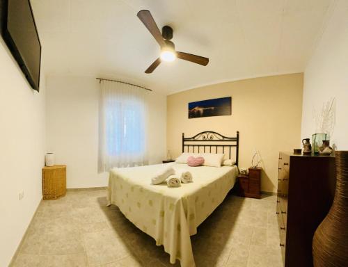 Acogedor chalet con jardín perfecto para familias