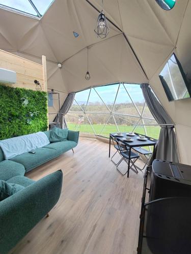 Little River Glamping