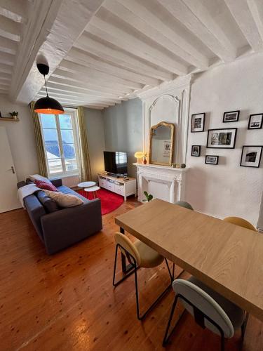 Cosy getaway in historic Bayeux